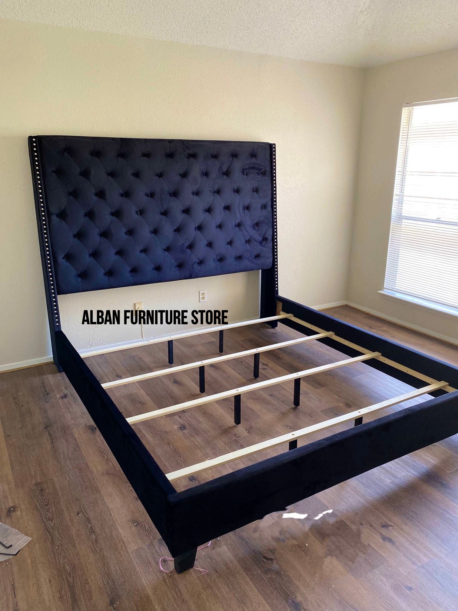 HH630 6FT Black King Bed Frame